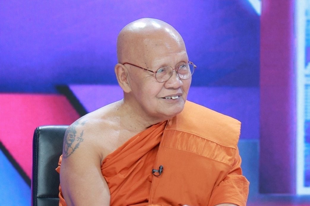 พระหม่อมเหยิน บวชไม่สึก