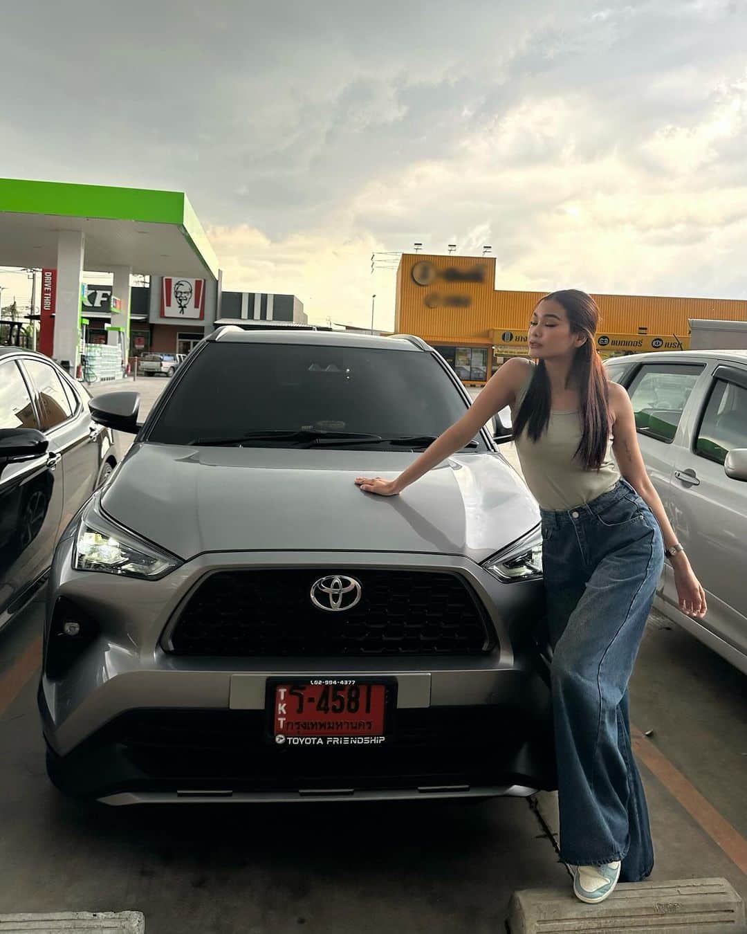 อิงฟ้า วราหะ ซื้อรถคันใหม่เซอร์ไพรส์แม่-1