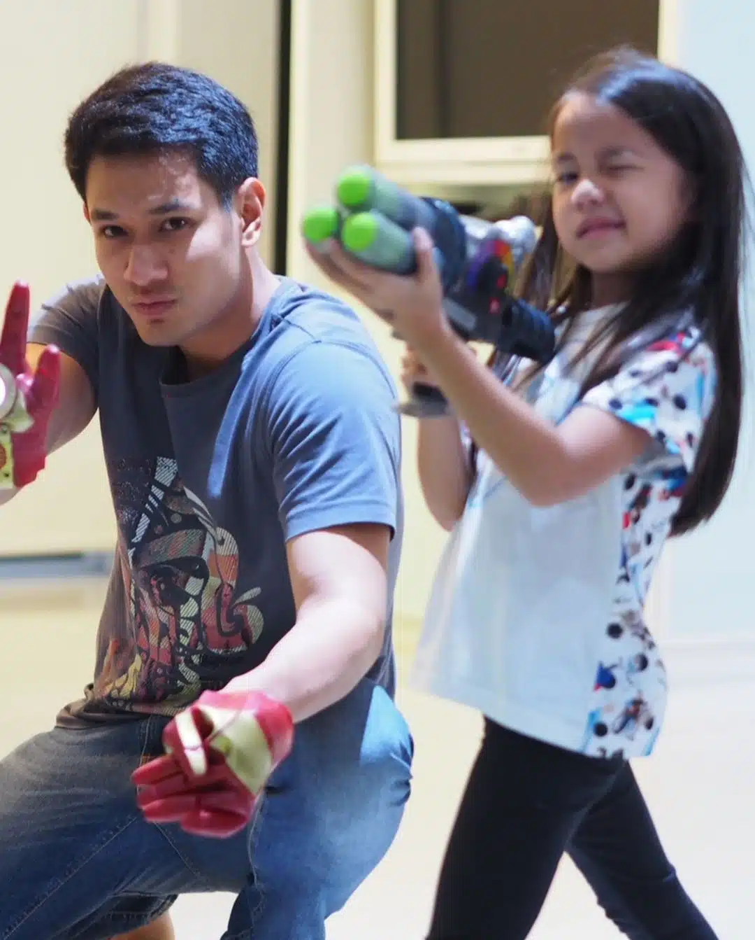 กีต้าร์ ศิริพิชญ์ เผยภาพ อ๋อม อรรคพันธ์ เป็นพี่เลี้ยงลูกให้เธอ-3