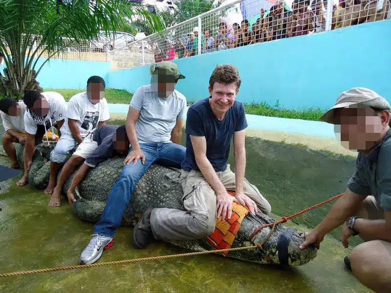 อดัม บริตตัน นักสัตววิทยาชื่อดัง พฤติกรรมเซ็กซ์กับสัตว์