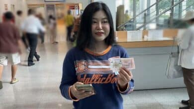 น้องฝน พนักงานห้างถูกหวย 12 ล้าน