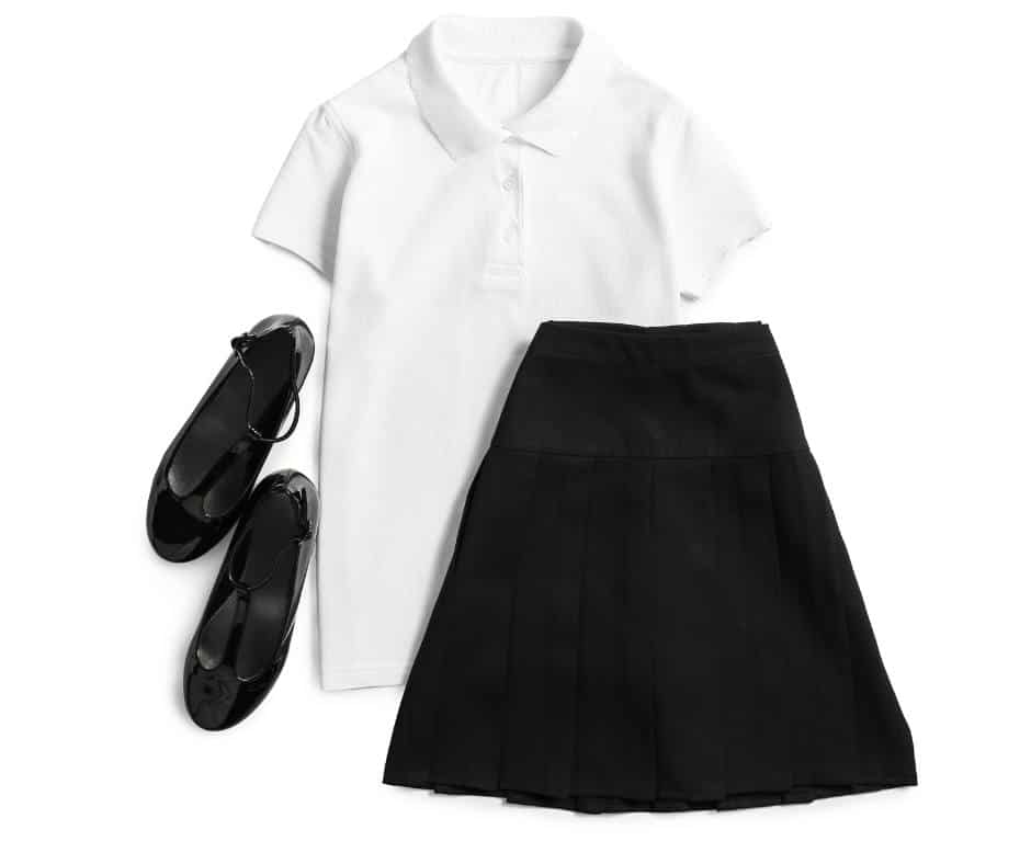 ชุดนัดเรียนที่จำเป็นต่อนักเรียน