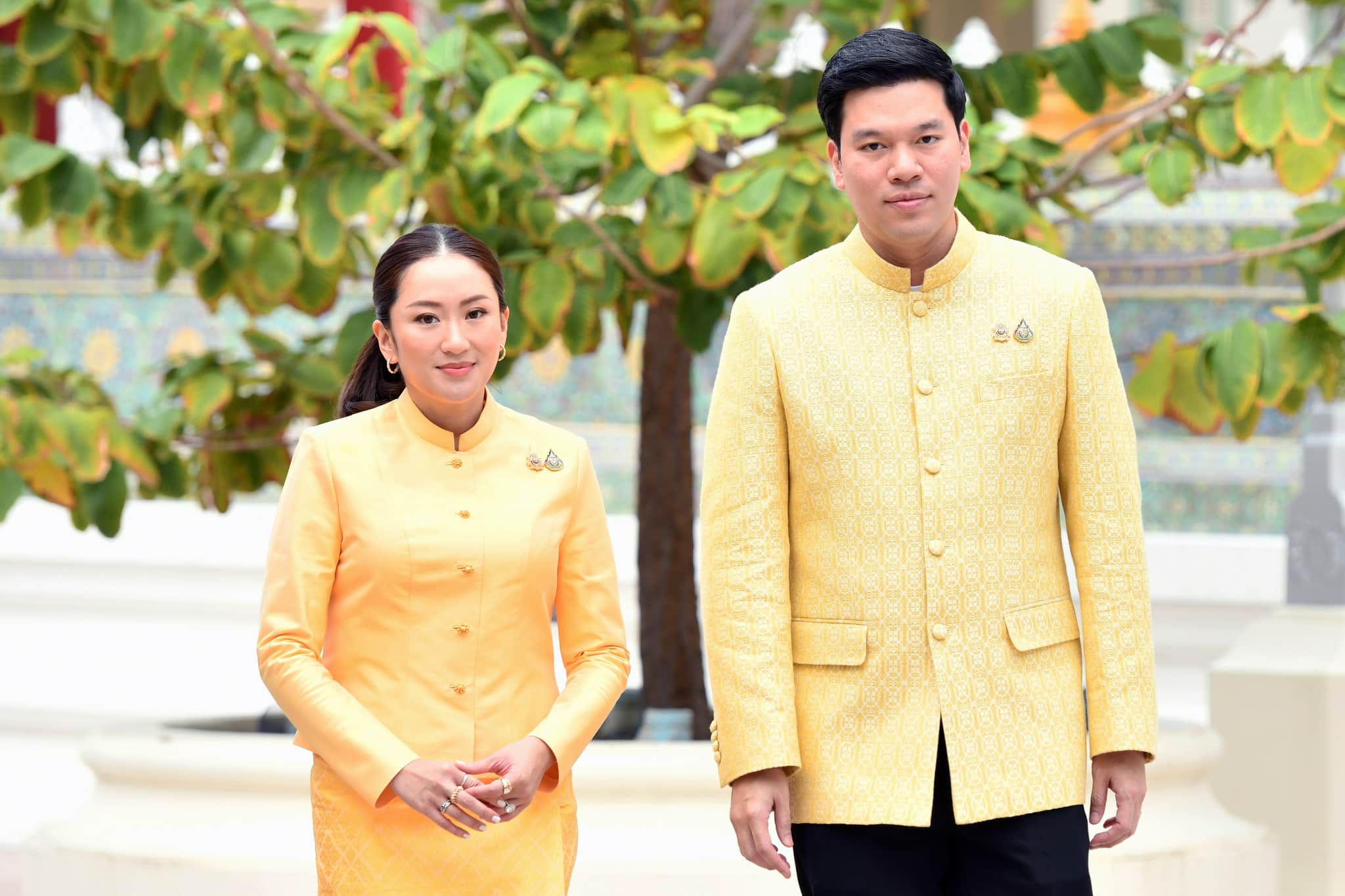 นายกอุ๊งอิ๊ง กราบ สมเด็จพระสังฆราช เอาฤกษ์เอาชัย ก่อนเข้าทำงานวันแรก-6