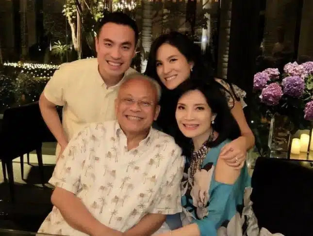 นายเอกนัฏและครอบครัว