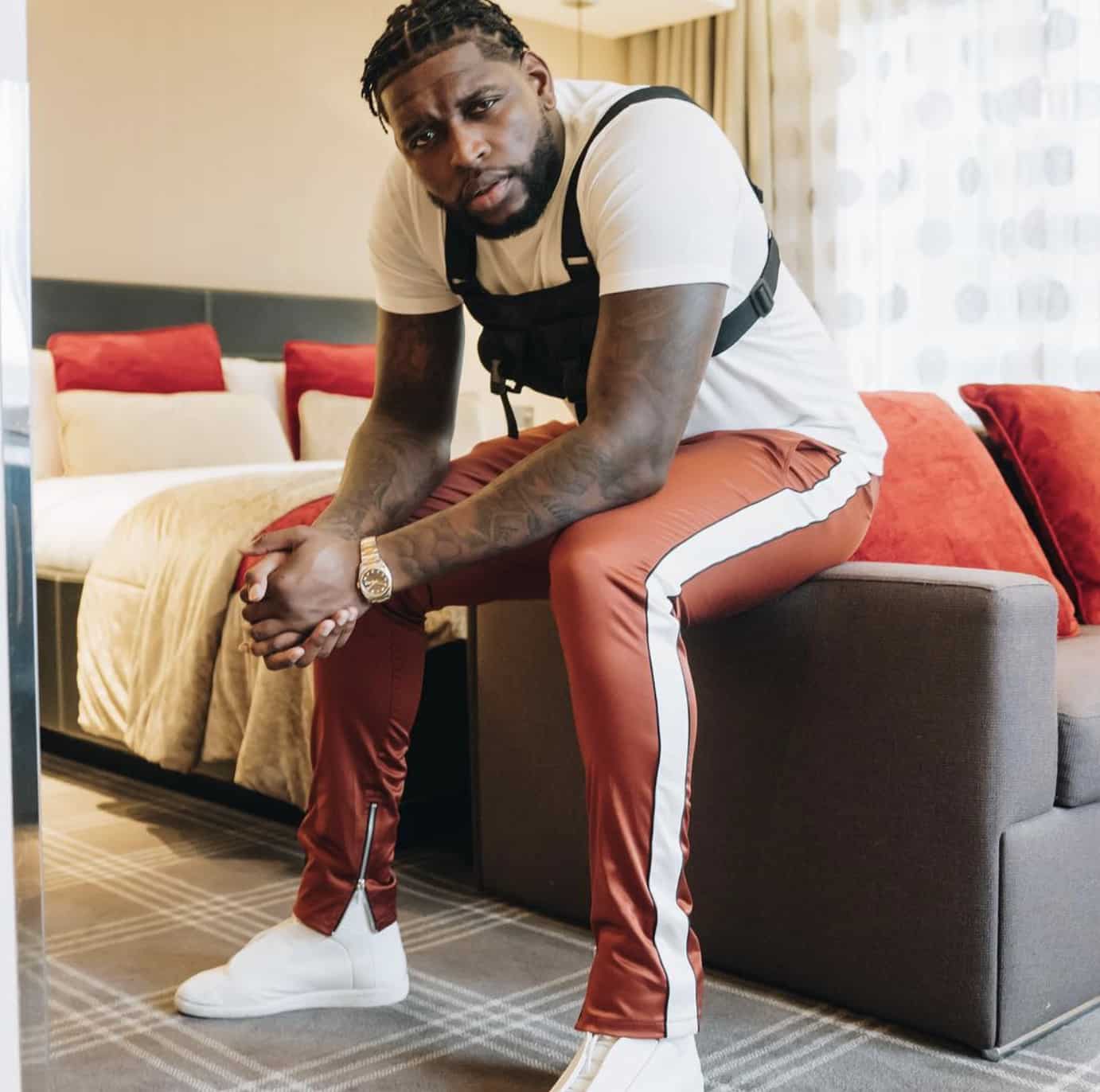 เจย์ เอ็มมานูเอล-โธมัส ปฏิเสธว่าไม่มีส่วนรู้เห็น