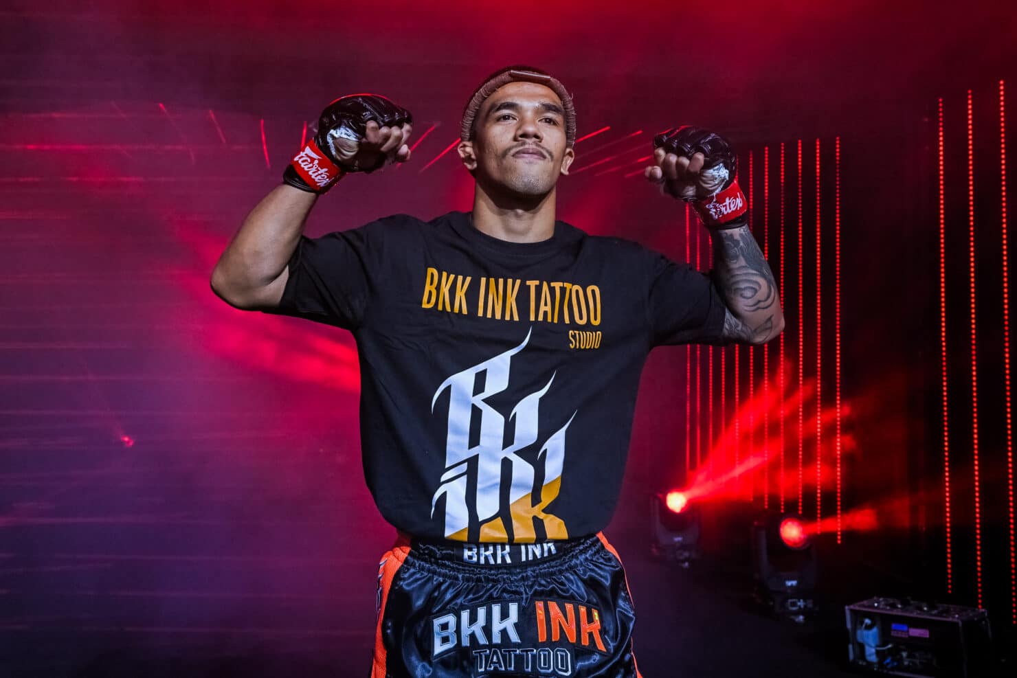 ONE ลุมพินี 83