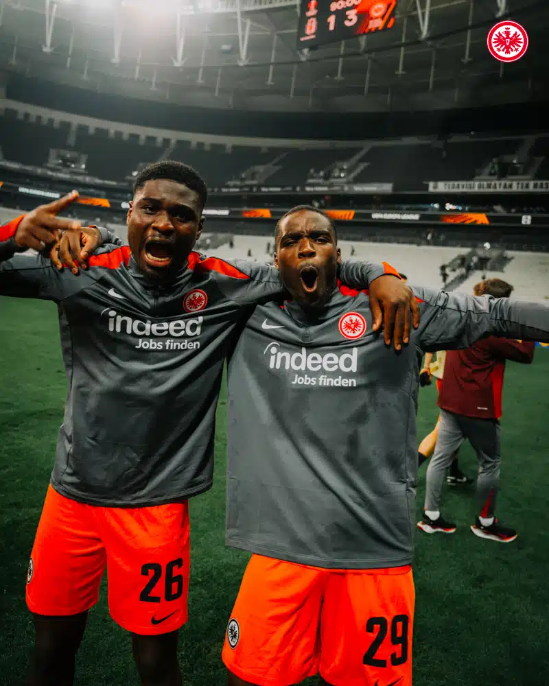 บุนเดสลีกา แฟร้งค์เฟิร์ต บาเยิร์น