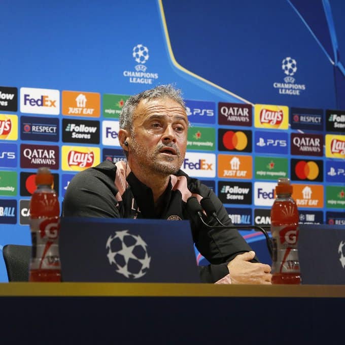 ยูฟ่า แชมเปี้ยนส์ลีก เปแอสเช พีเอสวี