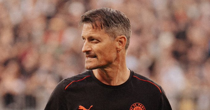 บุนเดสลีกา ดอร์ทมุนด์ ซังต์.เพาลี