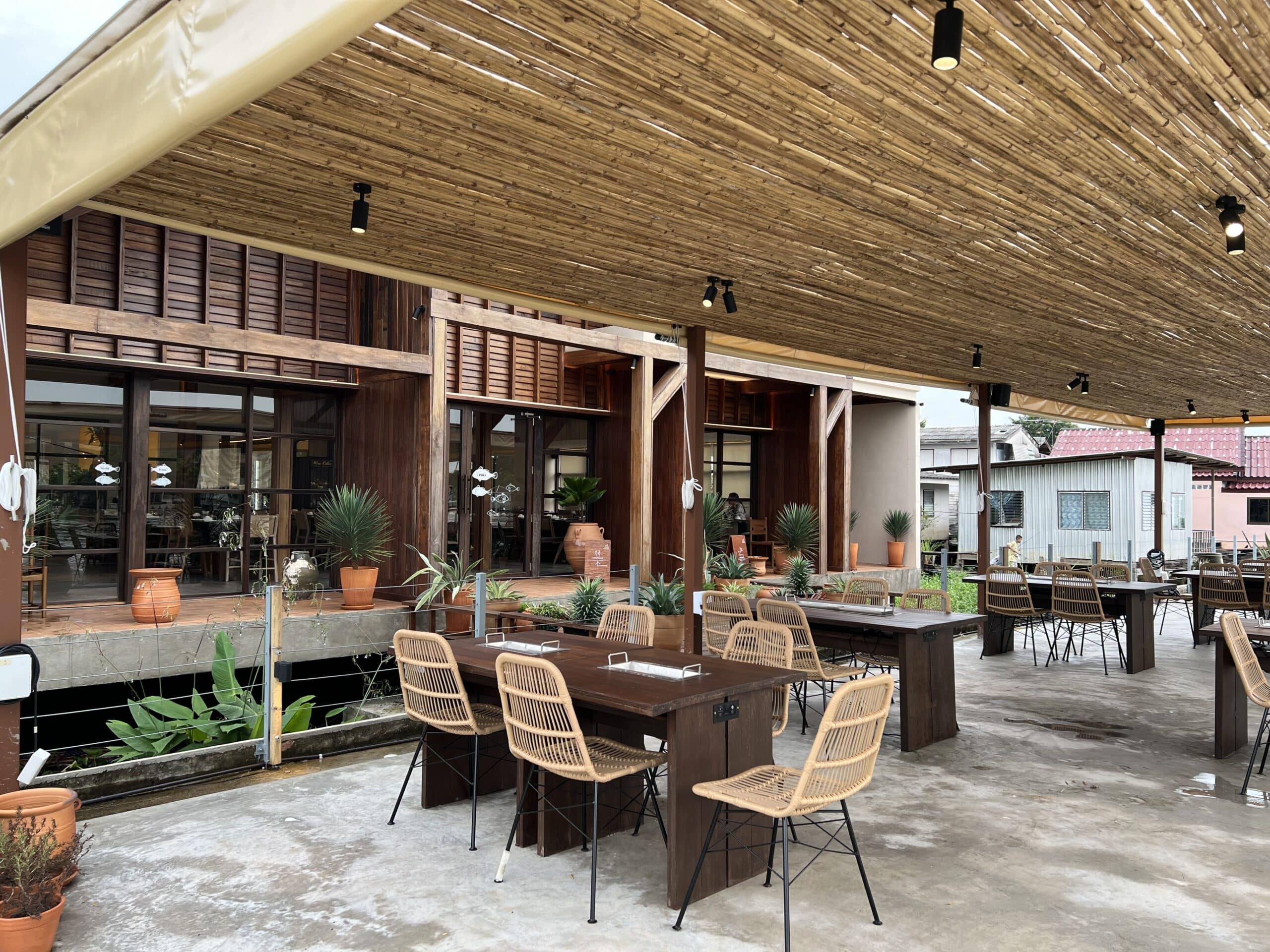 บรรยากาศเอาท์ดอร์ชมวิวพระอาทิตย์ตก