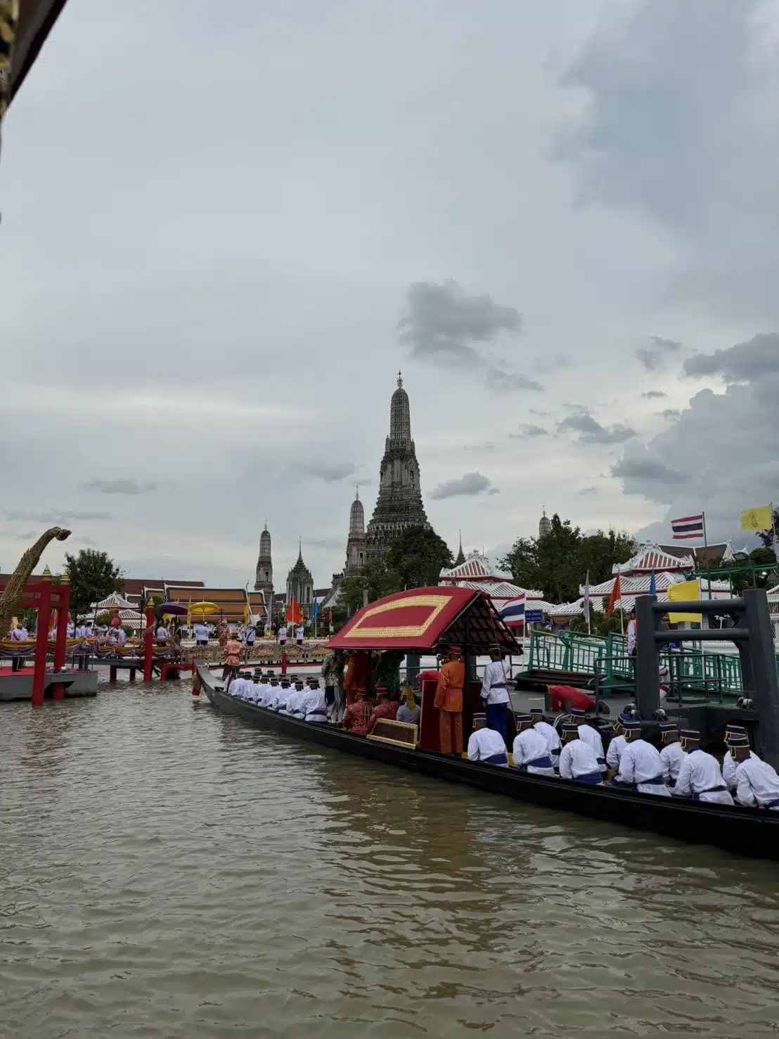 ภาพถ่ายฝีพระหัตถ์ เจ้าฟ้าสิริวัณณวรีฯ ขบวนพยุหยาตราทางชลมารค