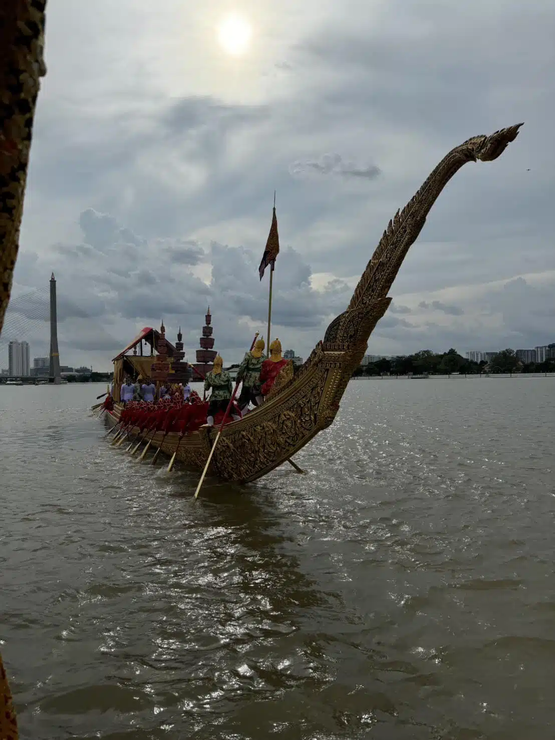 ภาพถ่ายฝีพระหัตถ์ เจ้าฟ้าสิริวัณณวรีฯ ขบวนพยุหยาตราทางชลมารค