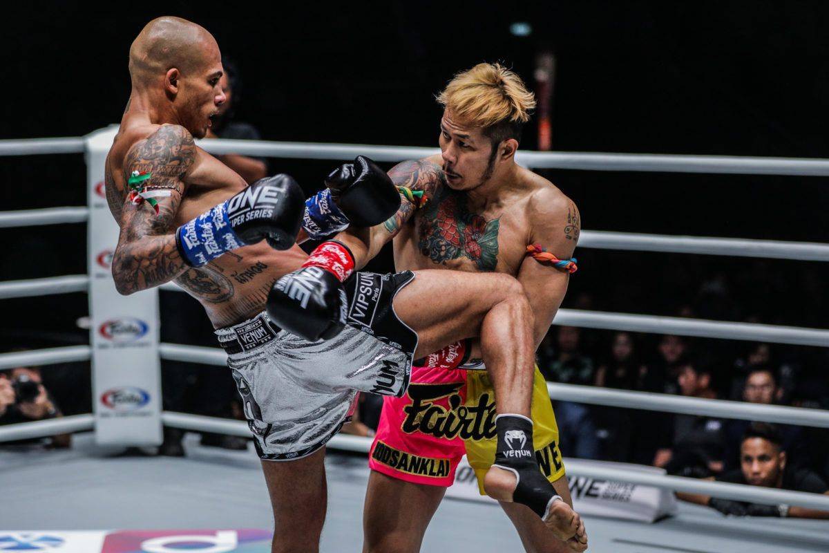 ONE ลุมพินี 89