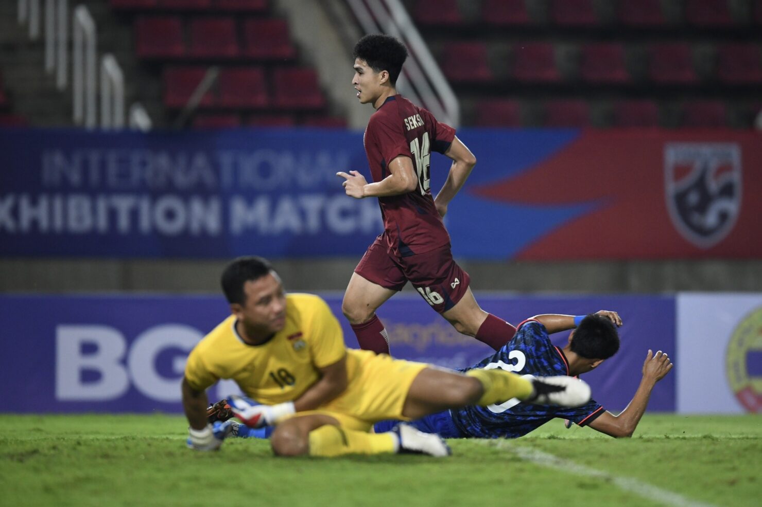 ผลบอล ทีมชาติไทย สปป.ลาว