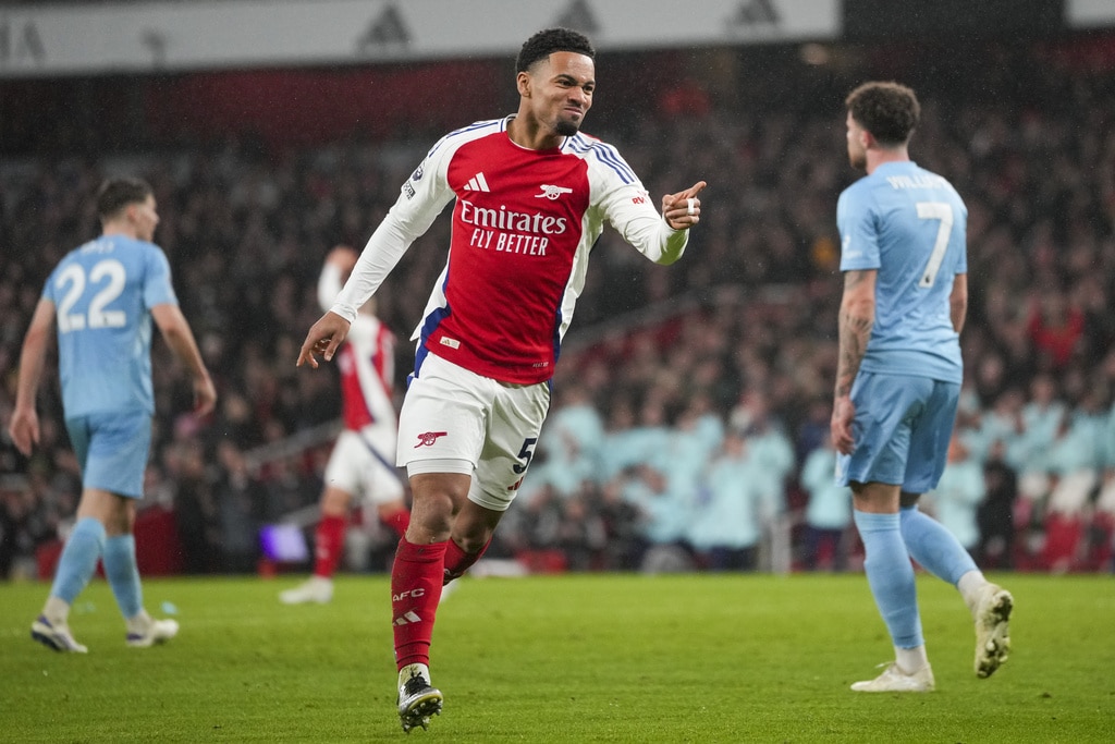 ผลบอลเมื่อคืนนี้ พรีเมียร์ลีก อาร์เซนอล ฟอเรสต์