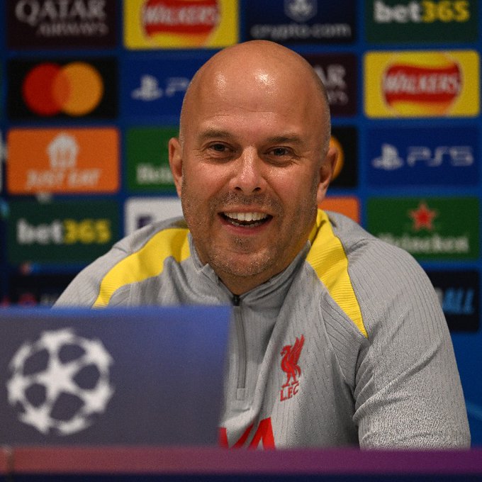 ยูฟ่า แชมเปี้ยนส์ลีก ลิเวอร์พูล เลเวอร์คูเซ่น