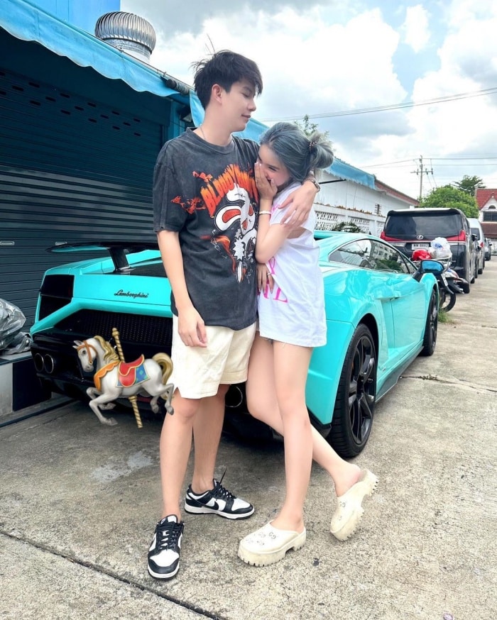 "ขนม ศศิกานต์" ประกาศลดสถานะ "ครูเต้ย อภิวัฒน์" 