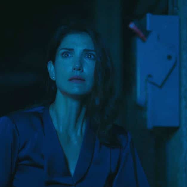 ซินดี้ สิรินยา รับบทเป็น นักวิทยาศาสตร์โรงไฟฟ้าบ้างาน