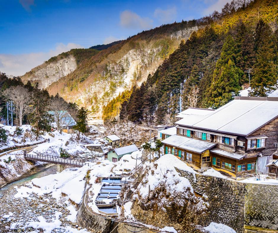 ภุมิทัศน์ฤดูหนาว ในเมืองอากาโน ประเทศญี่ปุ่น