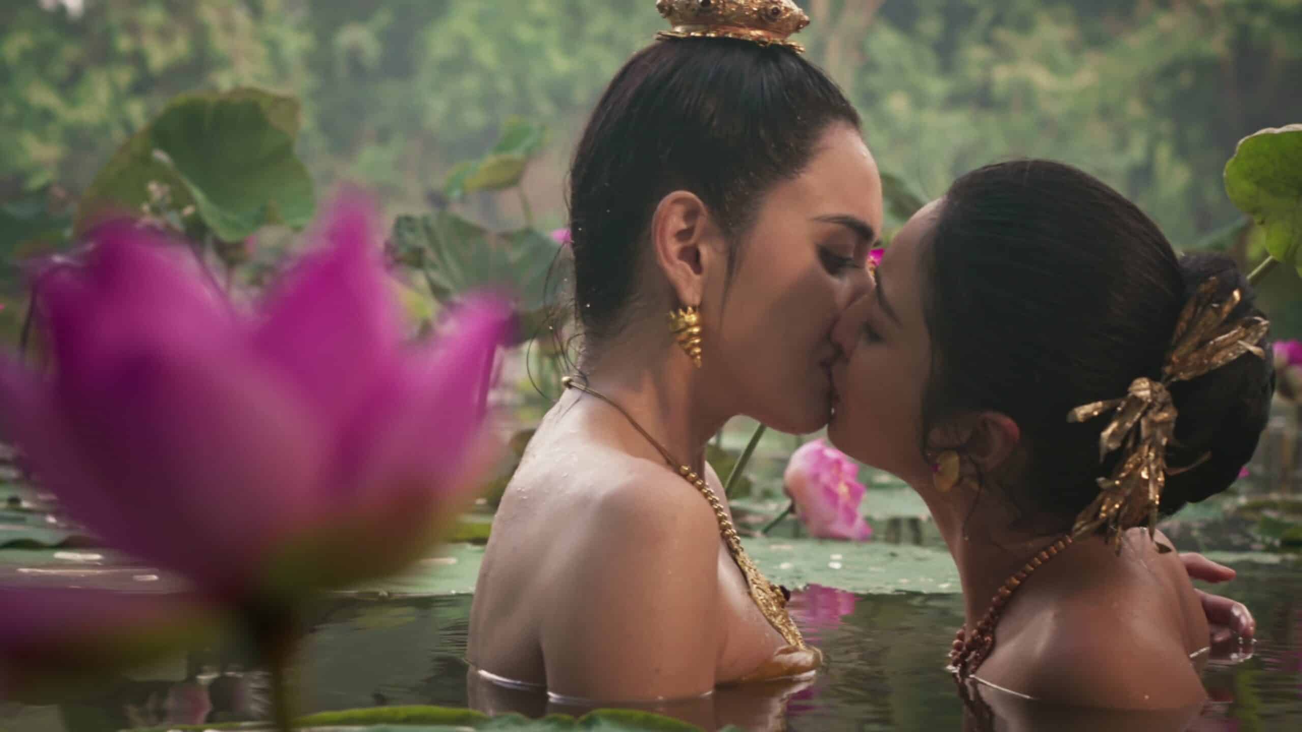 แม่จินดาจูบปากสนมตันหยง