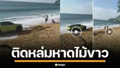 ภูเก็ตอีกแล้ว รถกระบะต่างชาติคึกคะนอง ขับลงหาดไม้ขาวจนติดหล่ม ชาวบ้านเอือมระอา วอนเจ้าหน้าที่ตำรวจจัดการ พฤติกรรมไม่เหมาะสม
