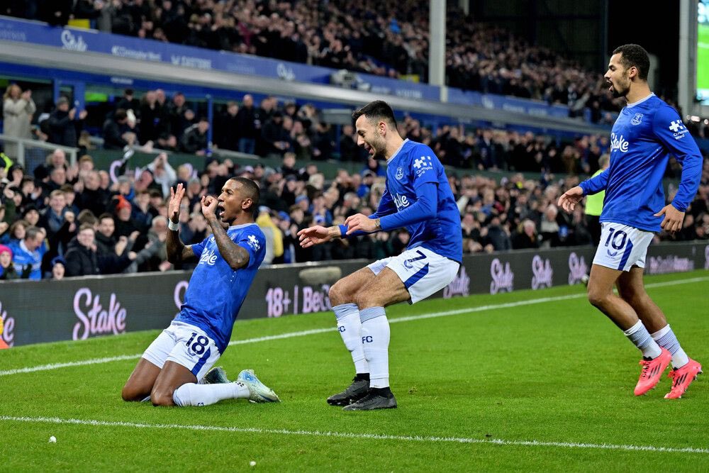 พรีเมียร์ลีก 2024/25 เอฟเวอร์ตัน ลิเวอร์พูล