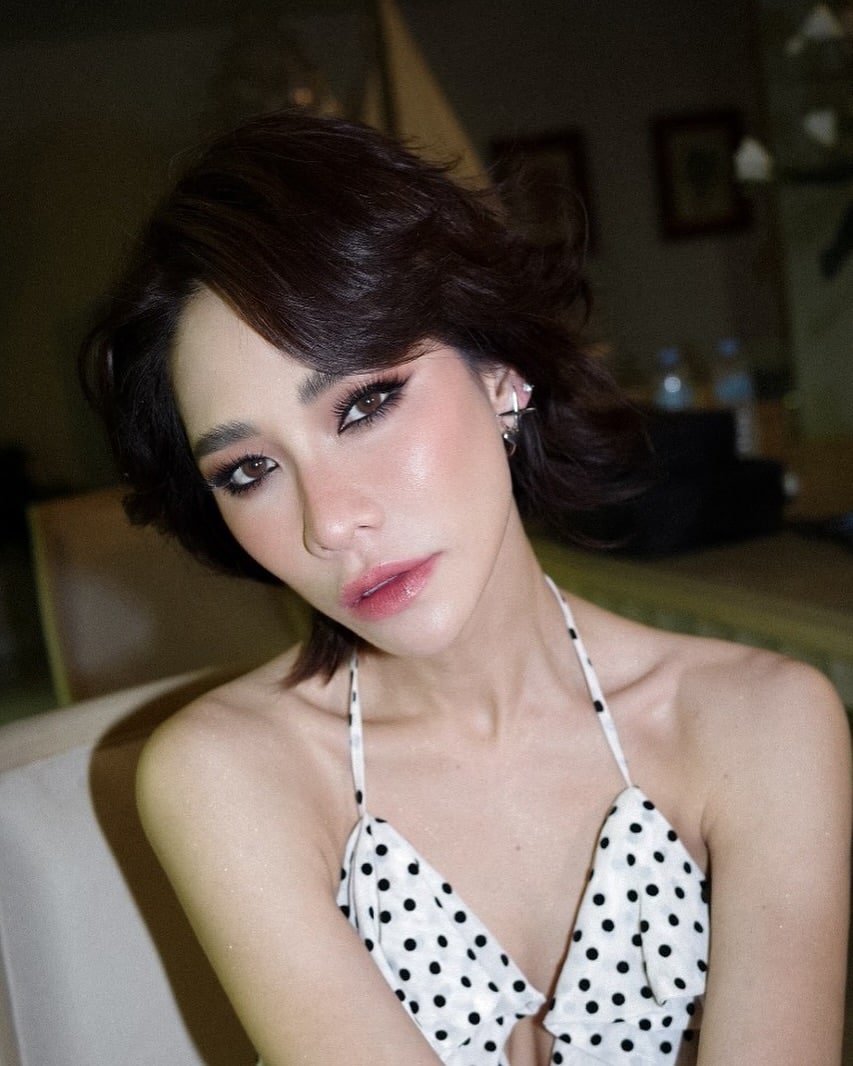 พลอย เฌอมาลย์ ตอบแล้ว หลังหลายคนทัก ผอมเกินไปจนเนื้อติดกระดูก ทำแฟนคลับอดเป็นห่วงไม่ได้-2