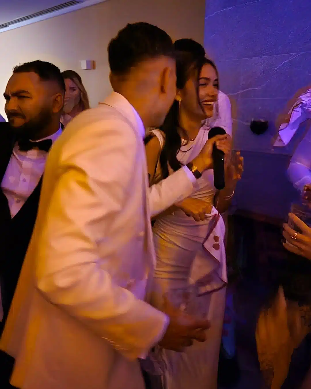 ชาวเน็ตงง เควิน การท่าเรือ เลิกเงียบ แอนชิลี ซุ่มแต่งงานใหม่กับสาวปริศนาที่สเปน-5