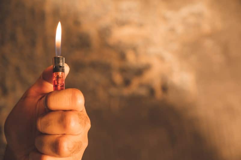 ขอความร่วมมือ ไม่ให้เล่นไฟแช็ก