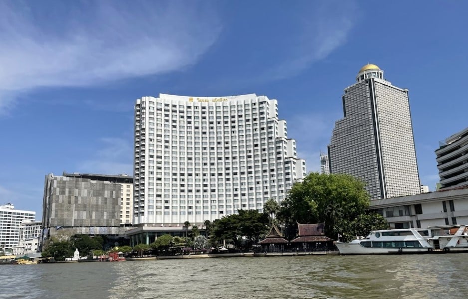 ท่าเรือสาทร อีกหนึ่งจุดแลนด์มาร์กชมพลุไฟ 2568