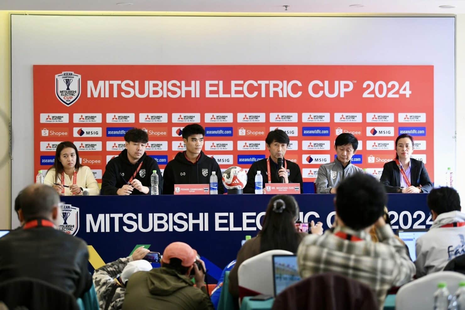 มาซาทาดะ อิชิอิ ทีมชาติเวียดนาม ทีมชาติไทย