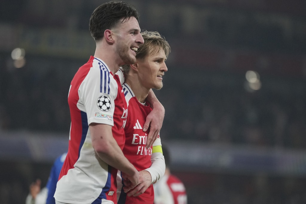 ผลบอลเมื่อคืนนี้ ยูฟ่า แชมเปี้ยนส์ลีก อาร์เซน่อล ดินาโม ซาเกร็บ