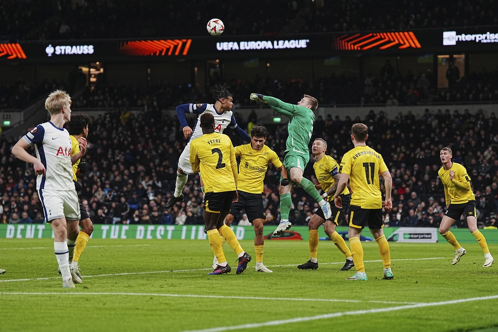 ผลบอลเมื่อคืนนี้ ยูโรป้า ลีก สเปอร์ส เอล์ฟสบอร์ก