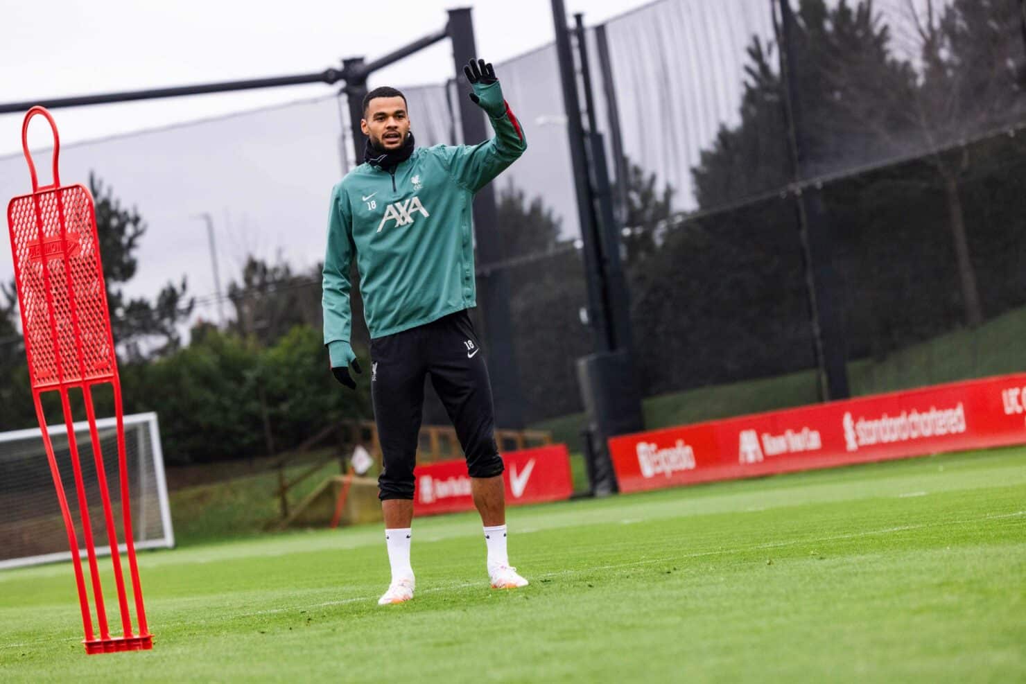 ดูบอลสด พรีเมียร์ลีก 2024/25 ฟอเรสต์ ลิเวอร์พูล