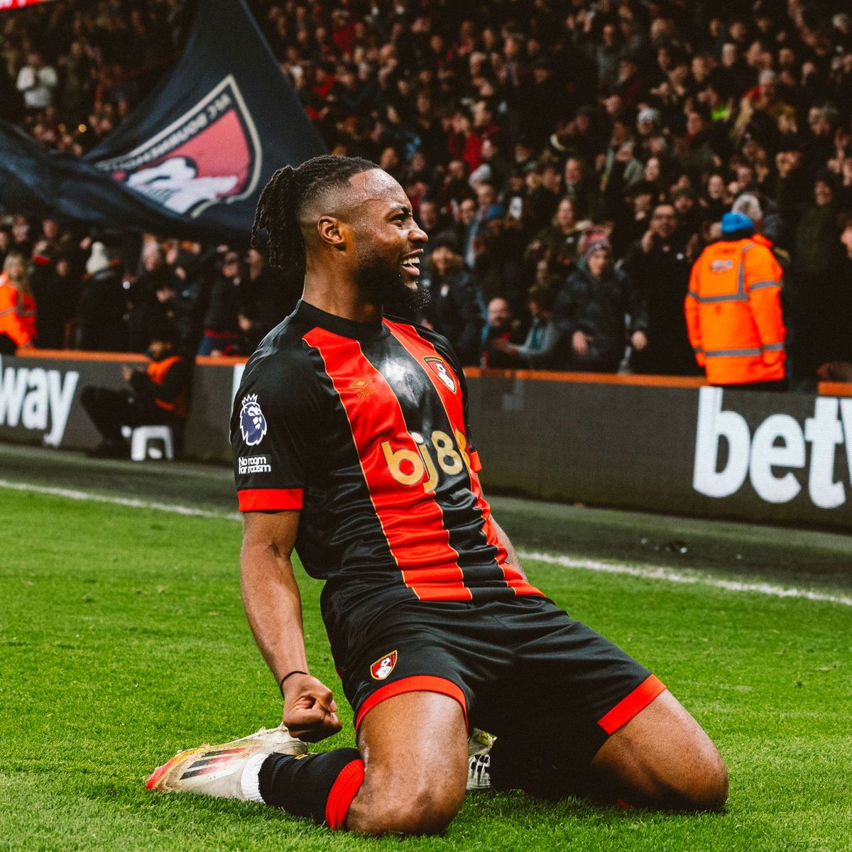 ดูบอลสด พรีเมียร์ลีก 2024/25 บอร์นมัธ ลิเวอร์พูล