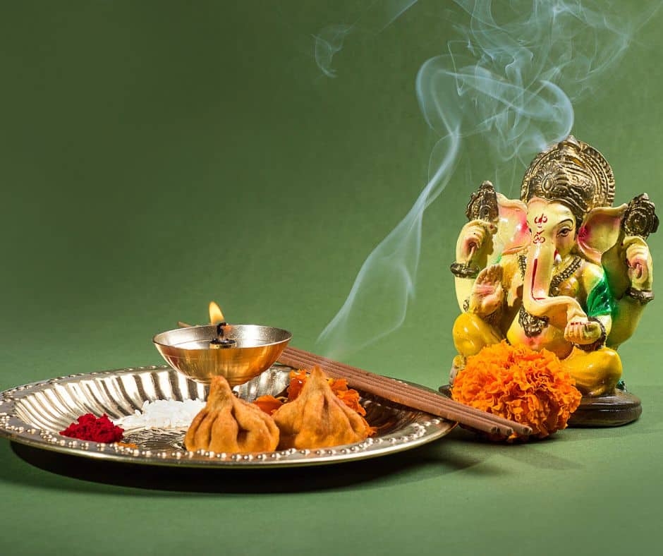 ภาพการบูชาพระพิคเนศแบบอินเดีย