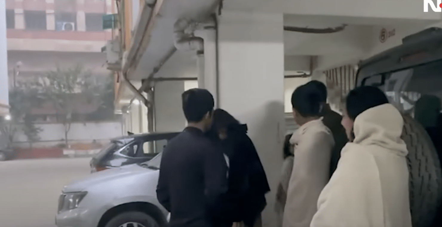 แผ่นดินไหวทำให้บ้านเรือนในหมู่บ้านถงไหล เขตทิงรี ของทิเบต