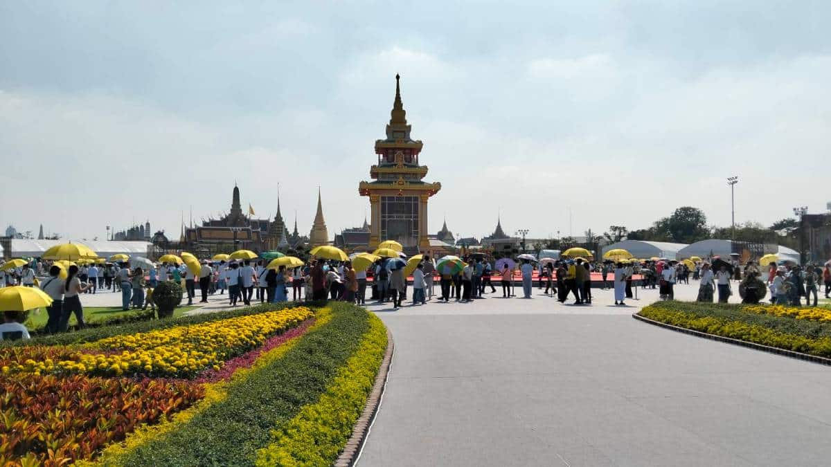 สักการะพระบรมสารีริกธาตุ