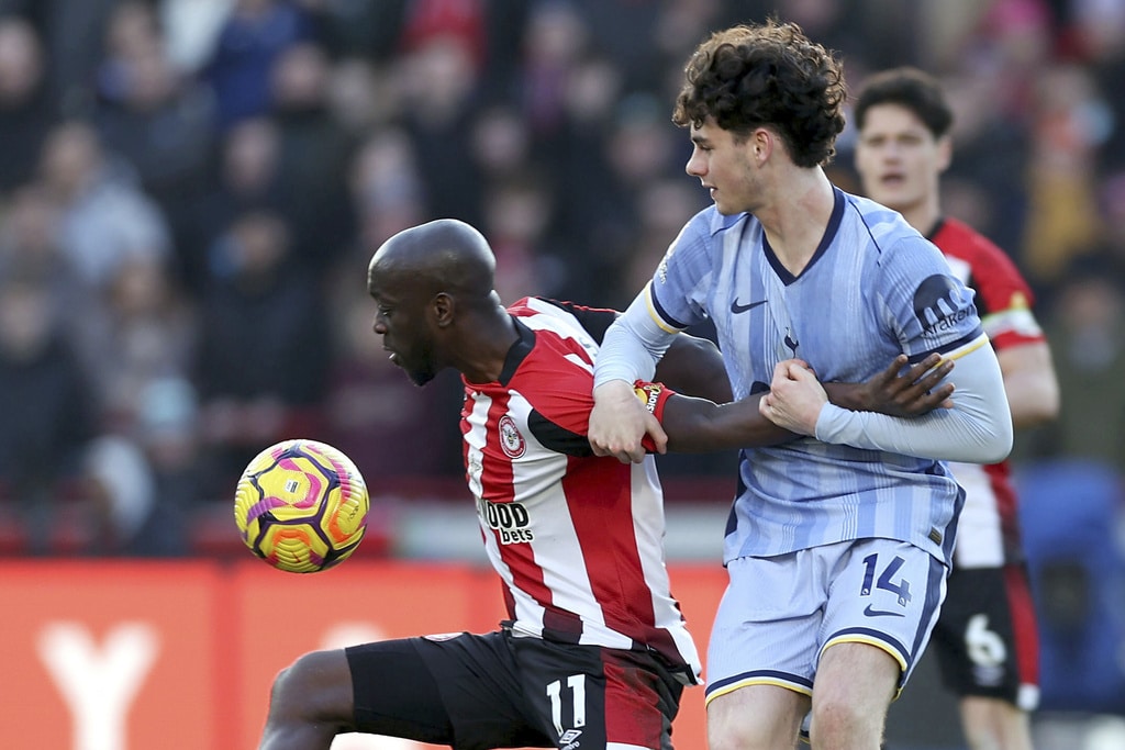 ผลบอลล่าสุด พรีเมียร์ลีก เบรนท์ฟอร์ด สเปอร์ส