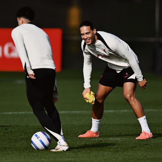 ดูบอลสด พรีเมียร์ลีก 2024/25 ลิเวอร์พูล นิวคาสเซิ่ล