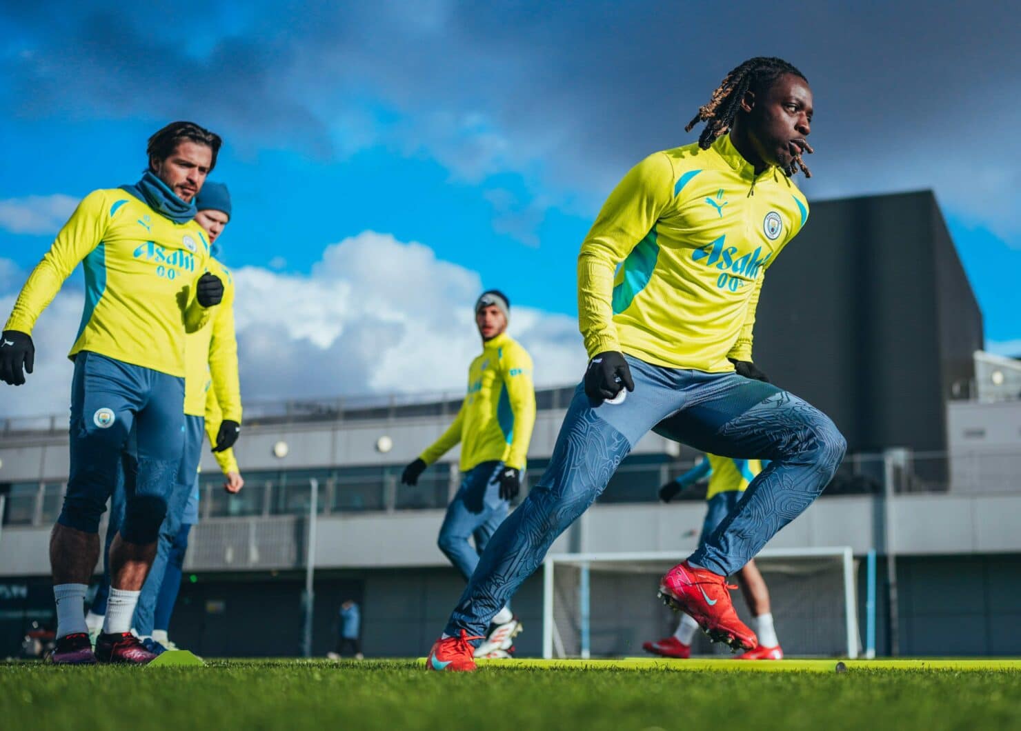 ดูบอลสด พรีเมียร์ลีก 2024/25 สเปอร์ส แมนซิตี้