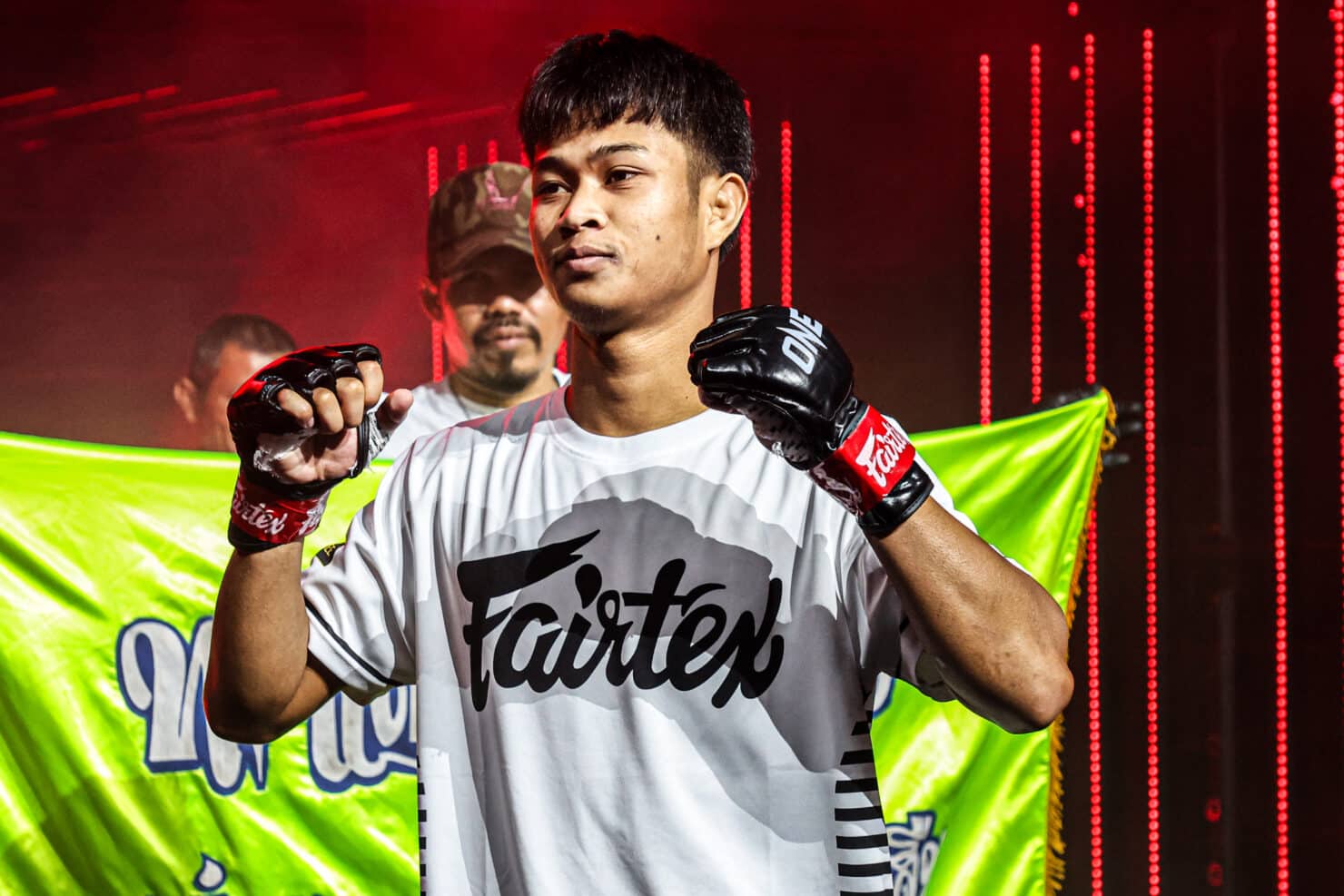 ONE ลุมพินี 98