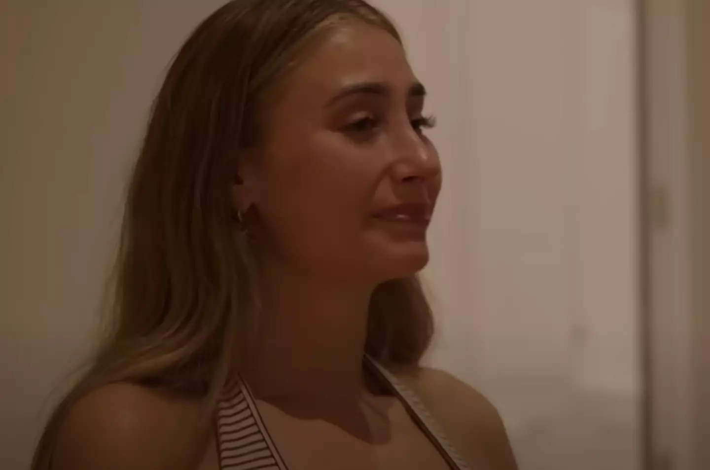 ลิลี่ ฟิลลิปนส์ ร้องไห้