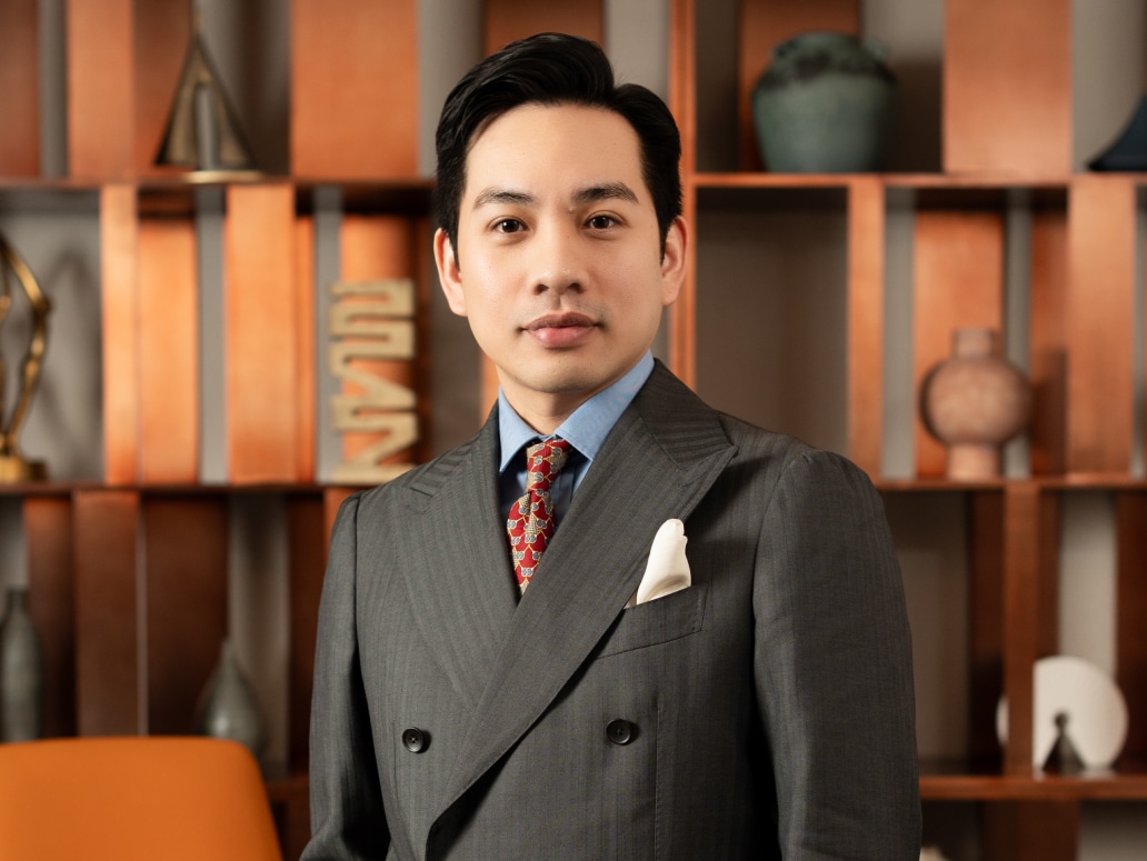 คุณเด่นไซ แสงอรุณ ผู้อำนวยการ กลุ่มบริษัทตั้งเจริญ