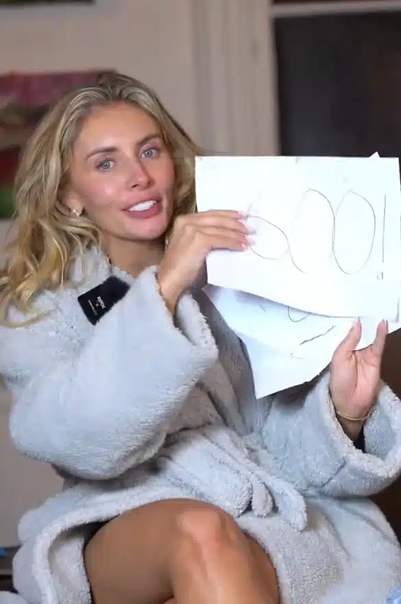 บอนนี่ บลู โดน Only Fans แบน