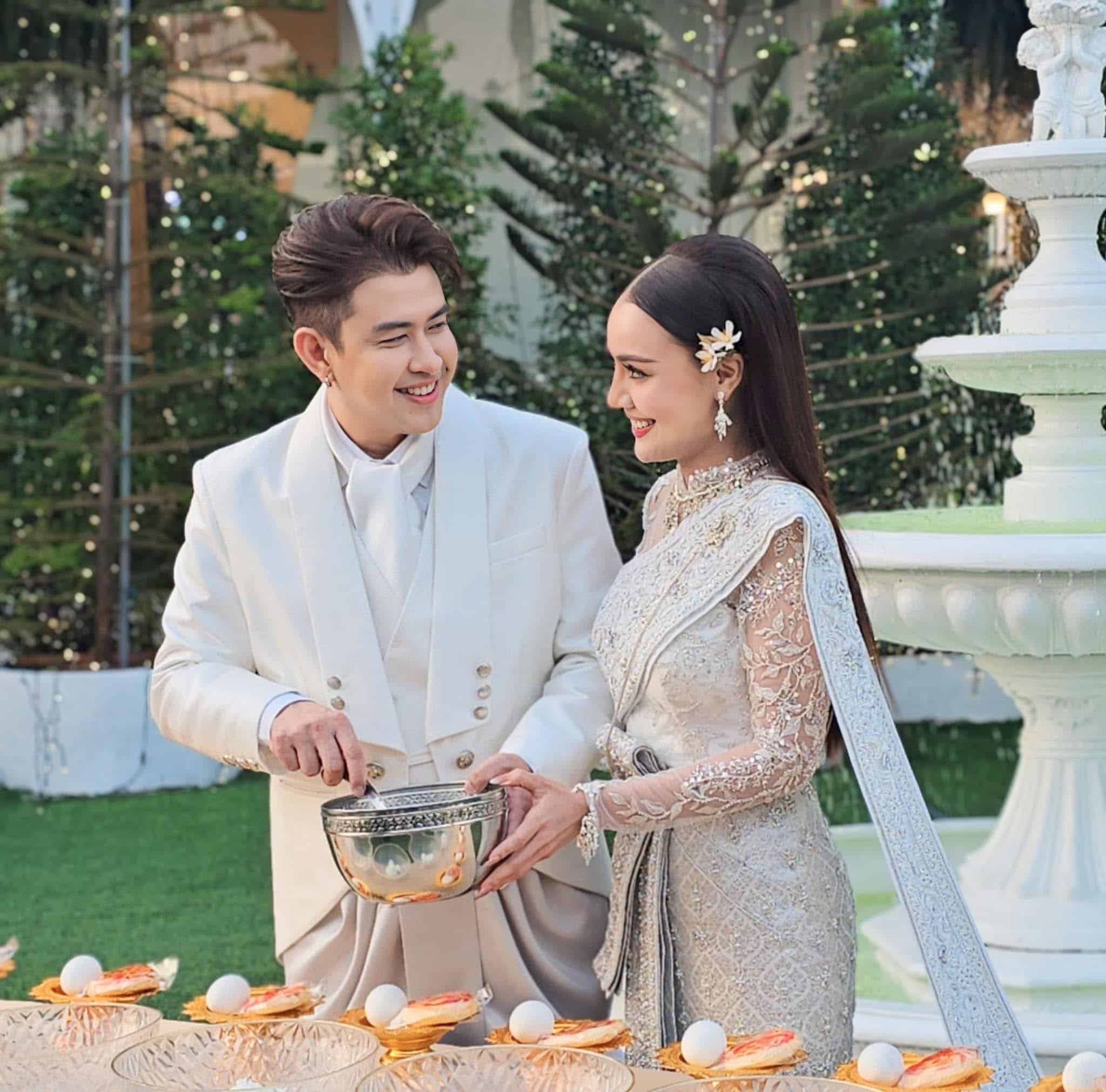 งานแต่งงานแจ๊ค ธนพล และเอม รมิดา