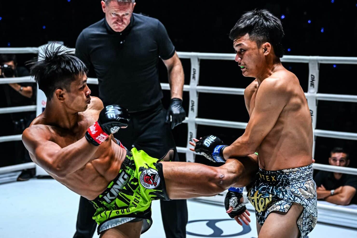 ทรงชัยน้อย vs ยอดนำชัย