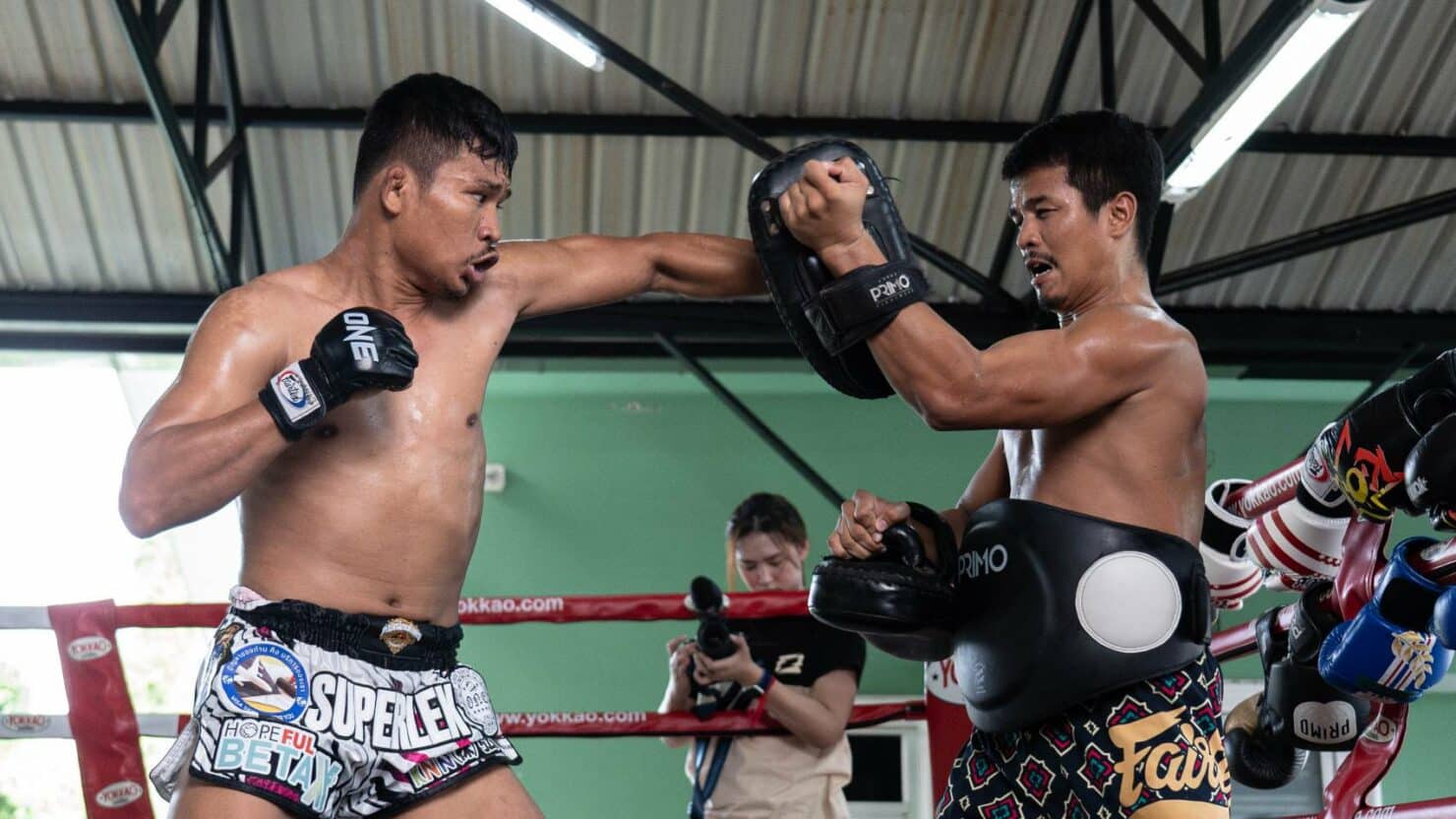 ONE 172 ซุปเปอร์เล็ก