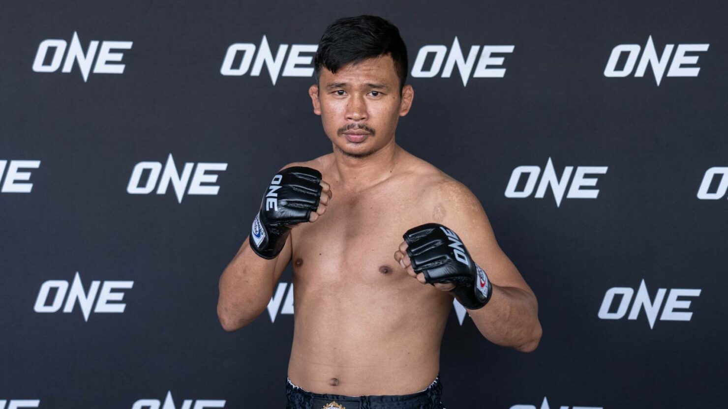 ONE 172 ซุปเปอร์เล็ก