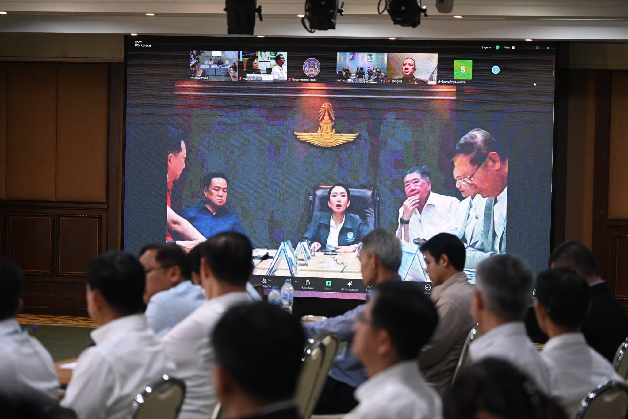 เปิดสวนกรุงเทพ ตลอดคืน สวนลุมพินี สวนเบญจสิริ สวนเบญจกิติ สวนจตุจักร ให้ประชาชนพักได้ มีน้ำ-สุขาบริการ